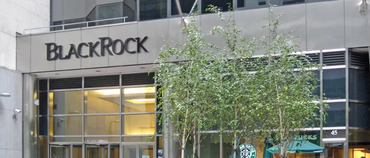 贝莱德比特币ETF资产管理规模一周内突破10亿美元插图 贝莱德比特币ETF资产管理规模一周内突破10亿美元