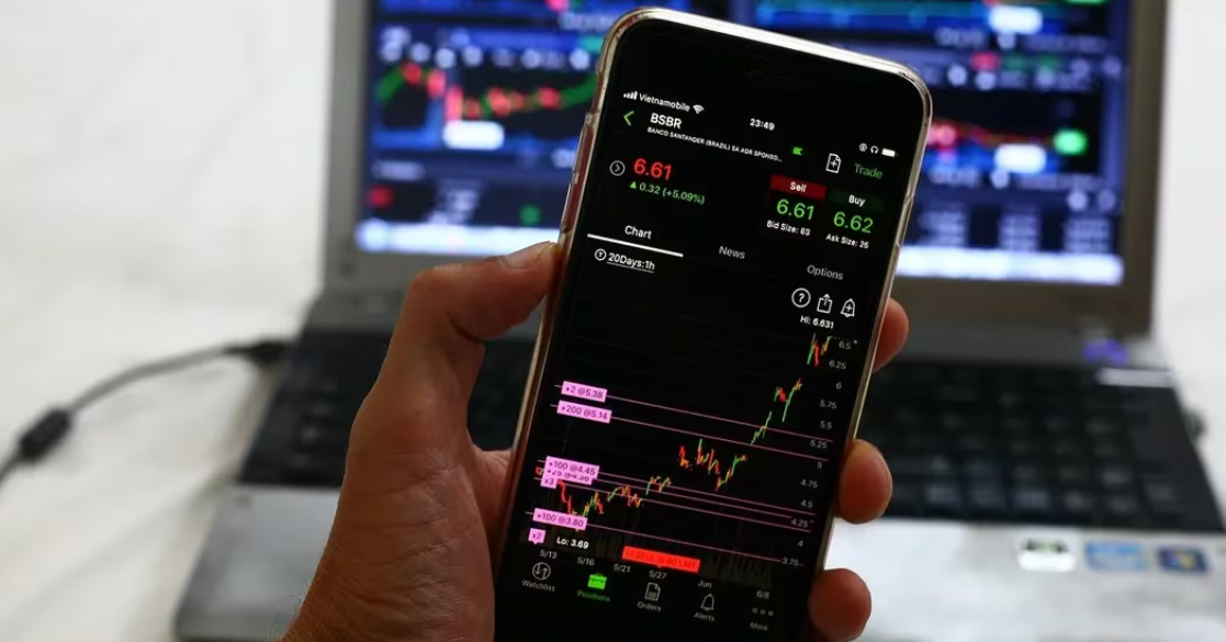 随着比特币价格逼近历史高点,加密货币股票飙升插图 随着比特币价格逼近历史高点,加密货币股票飙升