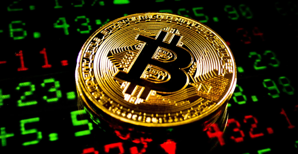 比特币下跌导致加密货币股票受创，MicroStrategy开盘前下跌29%