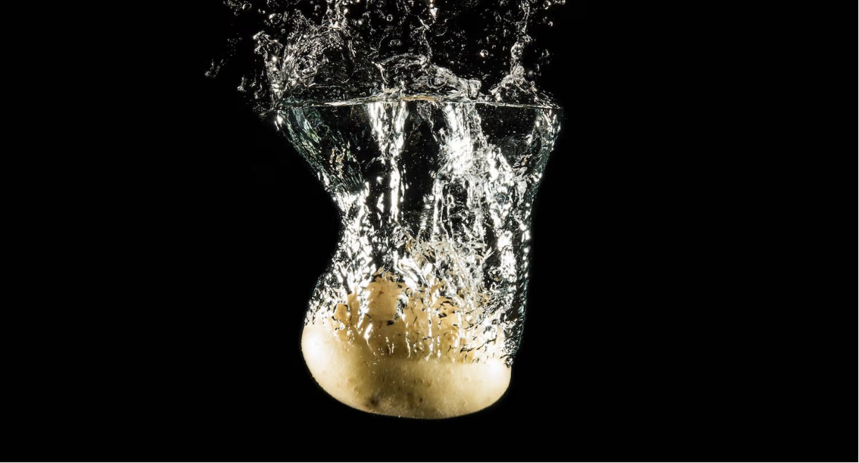 鲍威尔发布美联储警告，数字货币市场动荡，加密货币多头遭遇2亿美元清算